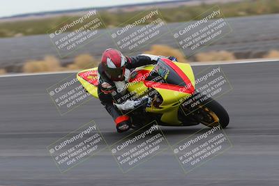 media/Jan-14-2023-SoCal Trackdays (Sat) [[497694156f]]/Turn 11 Inside (950am)/